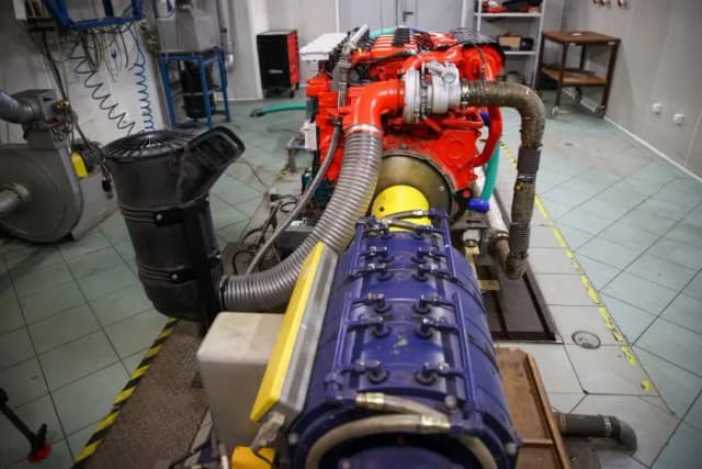 Jak samodzielnie przerobić silnik spalinowy na wodór - poradnik Jak samodzielnie przerobić silnik spalinowy na wodór - poradnik