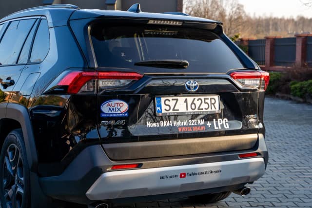 Koszt montażu instalacji gazowej LPG do Toyoty RAV4 - kompletny przewodnik Koszt montażu instalacji gazowej LPG do Toyoty RAV4 - kompletny przewodnik