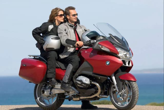 BMW R 1200 RT - komfortowy motocykl turystyczny, który zachwyca użytkowników BMW R 1200 RT - komfortowy motocykl turystyczny, który zachwyca użytkowników