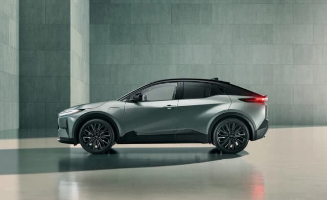 Kiedy nowa Toyota C-HR trafi do salonów - wszystko o premierze modelu Kiedy nowa Toyota C-HR trafi do salonów - wszystko o premierze modelu