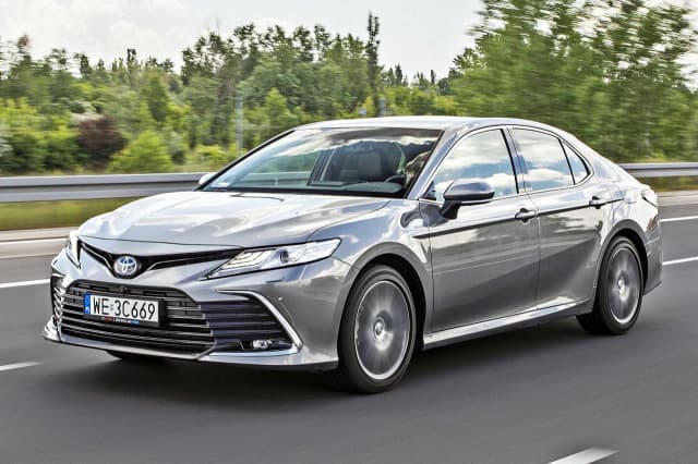 Toyota Camry - Czy Warto Kupić Ten Ponadczasowy Sedan? Toyota Camry - Czy Warto Kupić Ten Ponadczasowy Sedan?