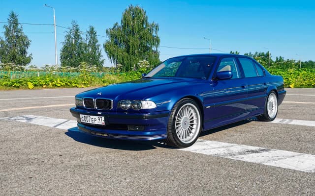 BMW E38 Alpina – wyjątkowe osiągi, historia i luksusowe wyposażenie BMW E38 Alpina – wyjątkowe osiągi, historia i luksusowe wyposażenie