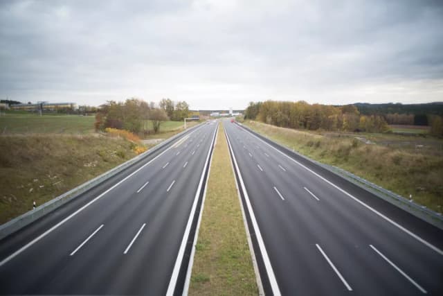 Jak zapłacić za przejazd autostradą po czasie i uniknąć kary Jak zapłacić za przejazd autostradą po czasie i uniknąć kary
