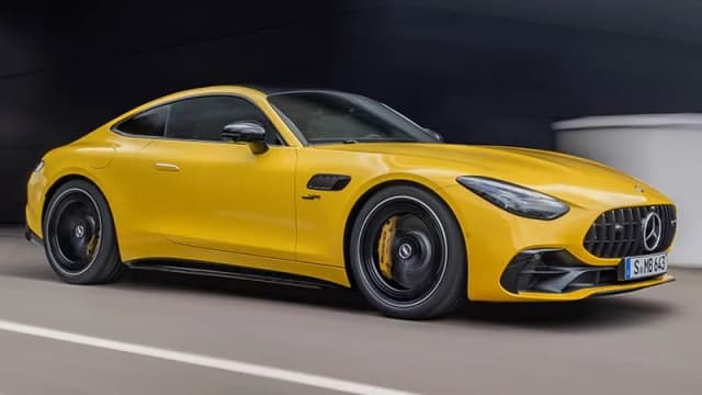 Mercedes-AMG GT 43 Coupé – niezwykłe połączenie mocy i luksusu. Mercedes-AMG GT 43 Coupé – niezwykłe połączenie mocy i luksusu.