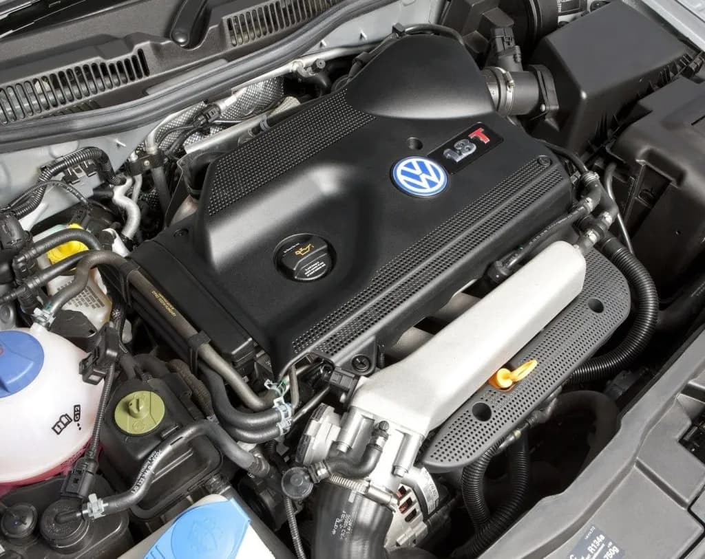 Ile koni wytrzyma silnik 1.8 t bez modyfikacji i co warto wiedzieć Ile koni wytrzyma silnik 1.8 t bez modyfikacji i co warto wiedzieć