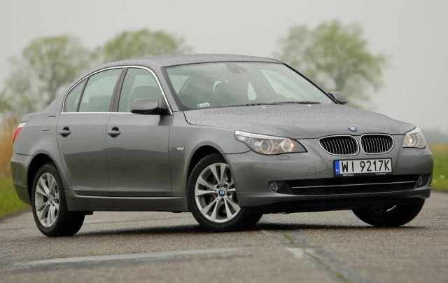 Bmw e60 jakie żarówki ksenonowe - uniknij błędów przy wymianie Bmw e60 jakie żarówki ksenonowe - uniknij błędów przy wymianie