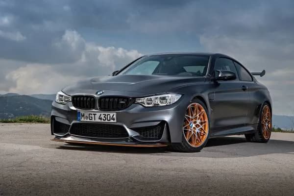 BMW M4 GTS – potężne osiągi, innowacje i wyjątkowy design sportowego auta BMW M4 GTS – potężne osiągi, innowacje i wyjątkowy design sportowego auta