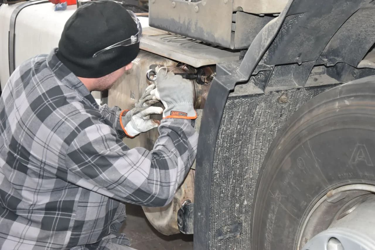 Jak wyczyścić DPF domowym sposobem i uniknąć kosztownych napraw Jak wyczyścić DPF domowym sposobem i uniknąć kosztownych napraw