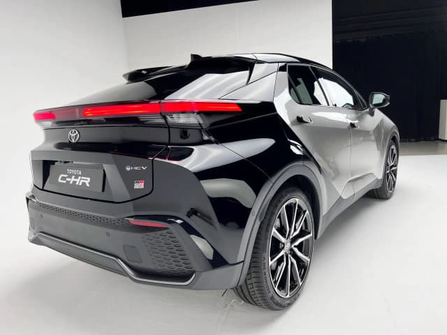 Kiedy nowa Toyota C-HR trafi do salonów - wszystko o premierze modelu Kiedy nowa Toyota C-HR trafi do salonów - wszystko o premierze modelu