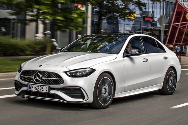 Mercedes-Benz Klasa C – historia, dane techniczne i wersje nadwozia Mercedes-Benz Klasa C – historia, dane techniczne i wersje nadwozia