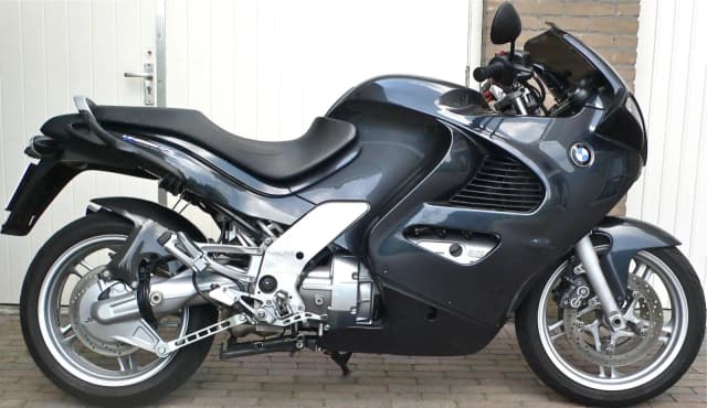BMW K 1200 RS - moc i komfort w jednym. Co musisz wiedzieć? BMW K 1200 RS - moc i komfort w jednym. Co musisz wiedzieć?