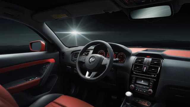 Dacia Duster - Tuning optyczny wnętrza: Pomysły i inspiracje na stylizację Dacia Duster - Tuning optyczny wnętrza: Pomysły i inspiracje na stylizację