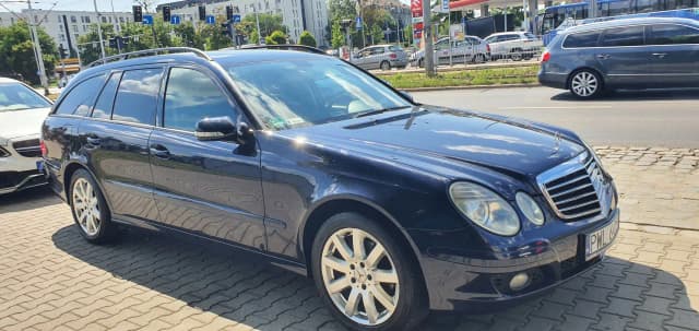 Mercedes-Benz E-Class: Historia, specyfikacje i ceny, które zaskakują Mercedes-Benz E-Class: Historia, specyfikacje i ceny, które zaskakują