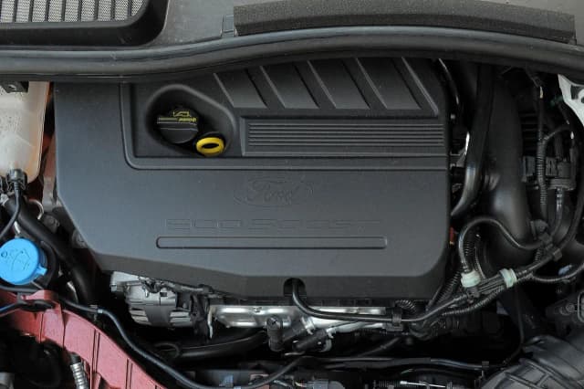 Ford C-Max jaki silnik benzynowy wybrać, aby zaoszczędzić na paliwie? Ford C-Max jaki silnik benzynowy wybrać, aby zaoszczędzić na paliwie?