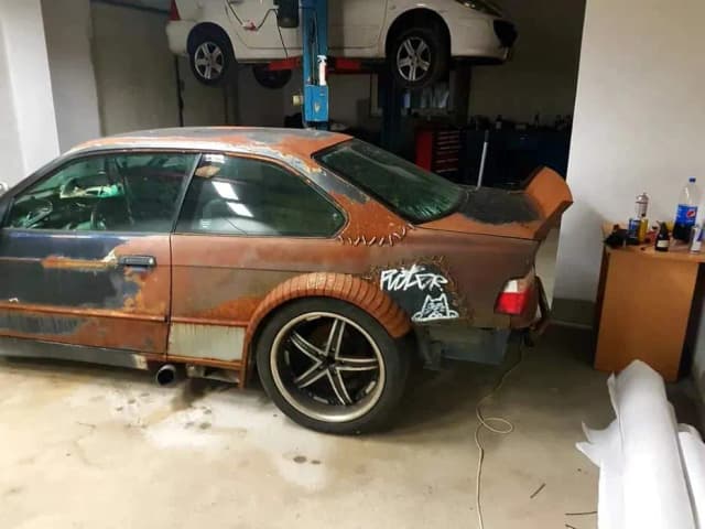 BMW E36 gruz - jak mądrze kupić, modyfikować i wykorzystać w driftowaniu BMW E36 gruz - jak mądrze kupić, modyfikować i wykorzystać w driftowaniu