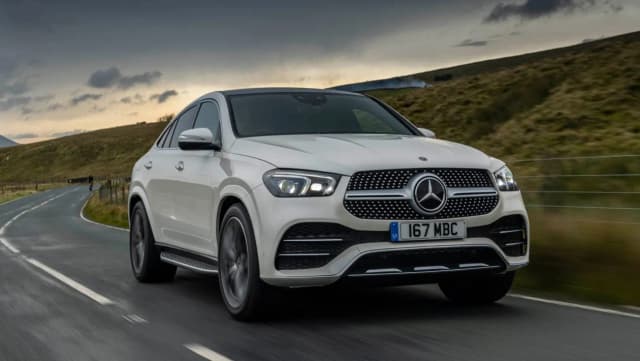 Mercedes GLE 400 d – luksusowy SUV, który zaskakuje osiągami i komfortem Mercedes GLE 400 d – luksusowy SUV, który zaskakuje osiągami i komfortem