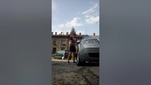 Jak otworzyć Audi A6 C5 bez kluczyka - proste metody i porady Jak otworzyć Audi A6 C5 bez kluczyka - proste metody i porady