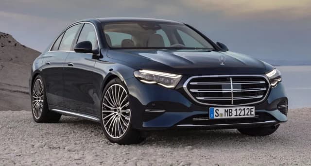 Mercedes-Benz Klasa E: Historia, osiągi i technologie luksusowego sedana Mercedes-Benz Klasa E: Historia, osiągi i technologie luksusowego sedana