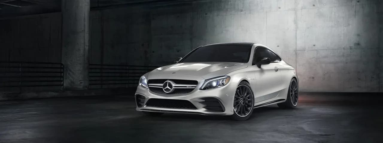 Mercedes C Klasa AMG - historia, osiągi i nowoczesne technologie Mercedes C Klasa AMG - historia, osiągi i nowoczesne technologie