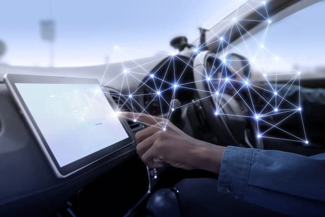 Jak technologia zmienia nasze pojazdy? Jak technologia zmienia nasze pojazdy?