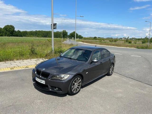 Czy naprawdę istnieje BMW E40? Fakty o modelach BMW, które musisz znać Czy naprawdę istnieje BMW E40? Fakty o modelach BMW, które musisz znać